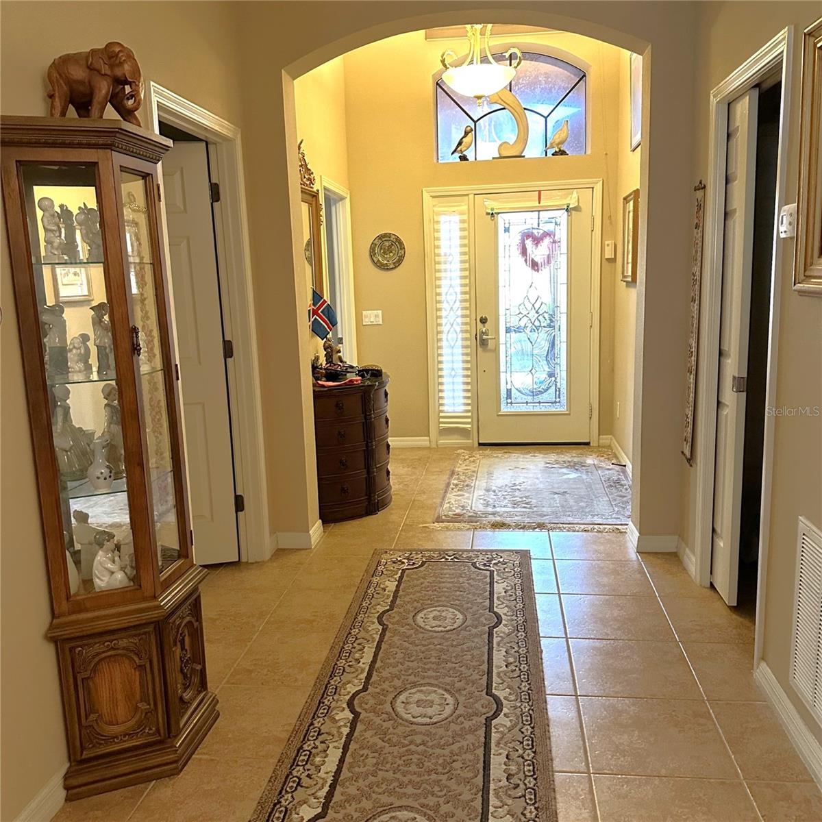 116 SILVER FALLS DRIVE