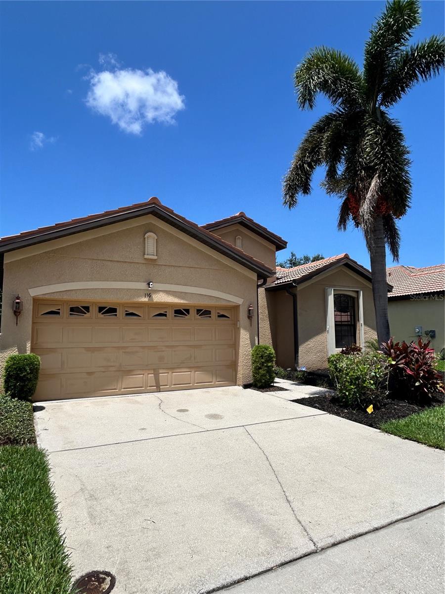 116 SILVER FALLS DRIVE