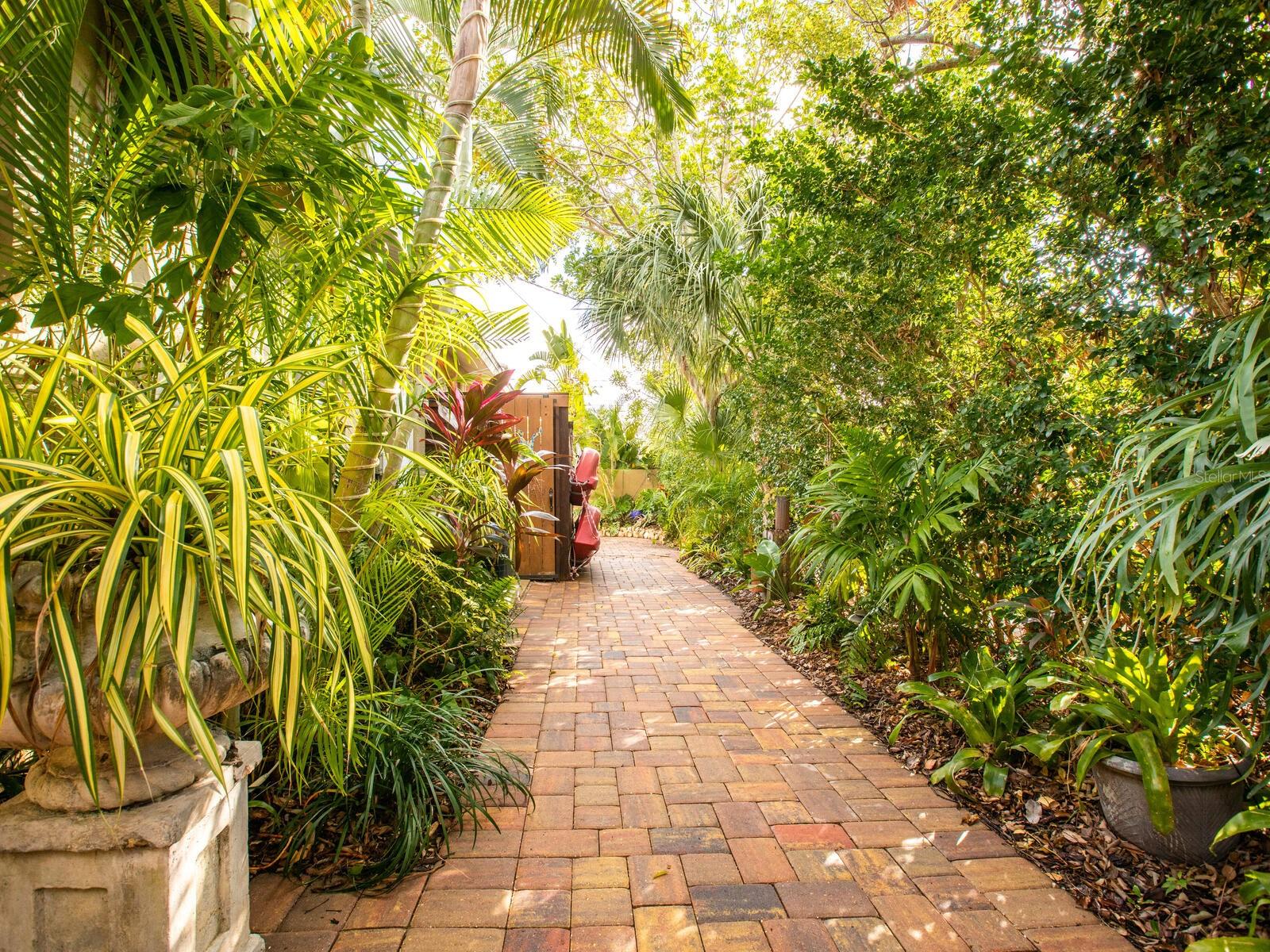 HUDSON BAYOU ADD - Residential