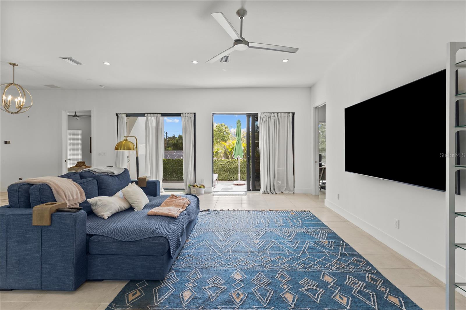 SCHINDLER SUB - Residential