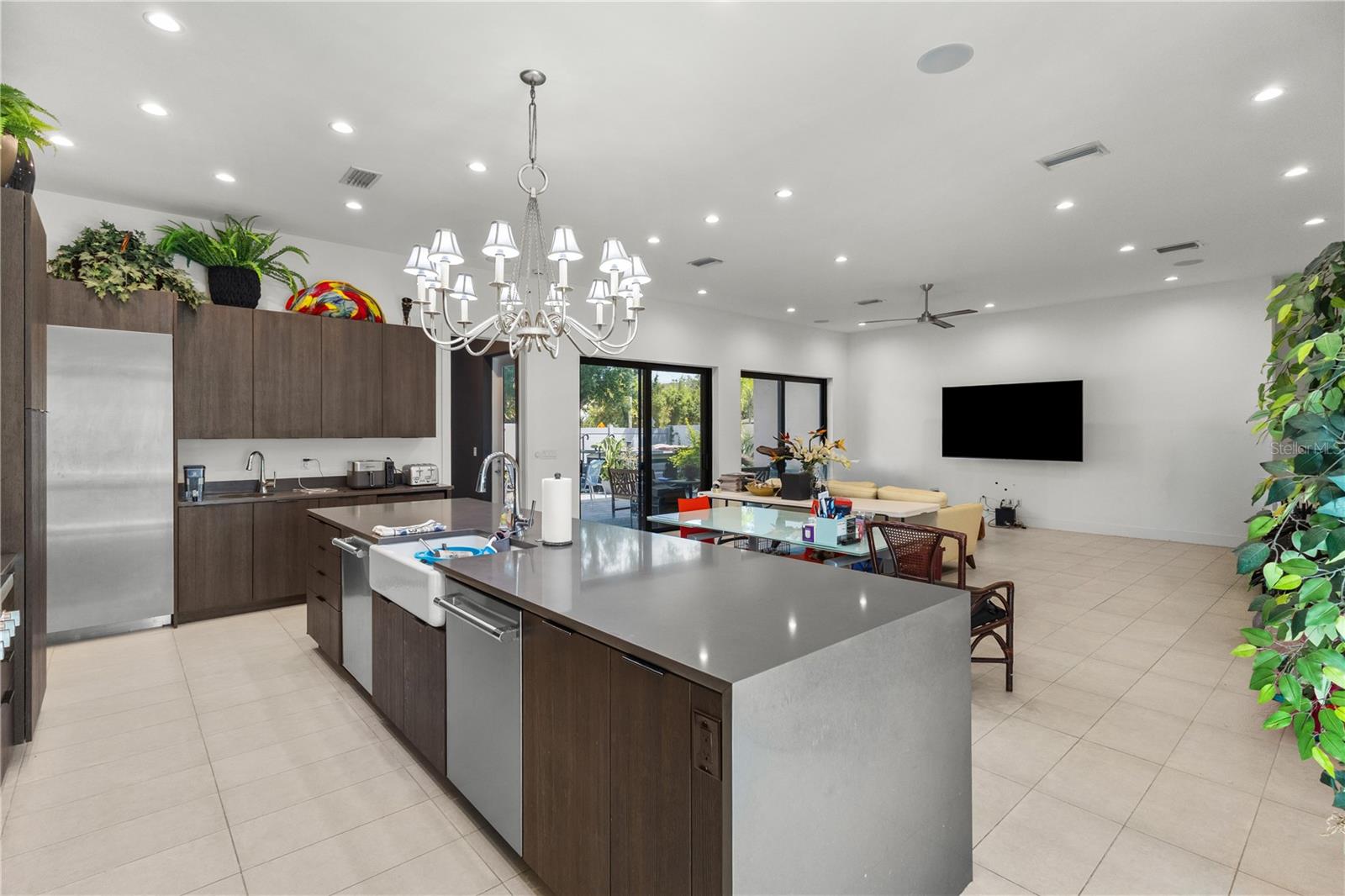 SCHINDLER SUB - Residential