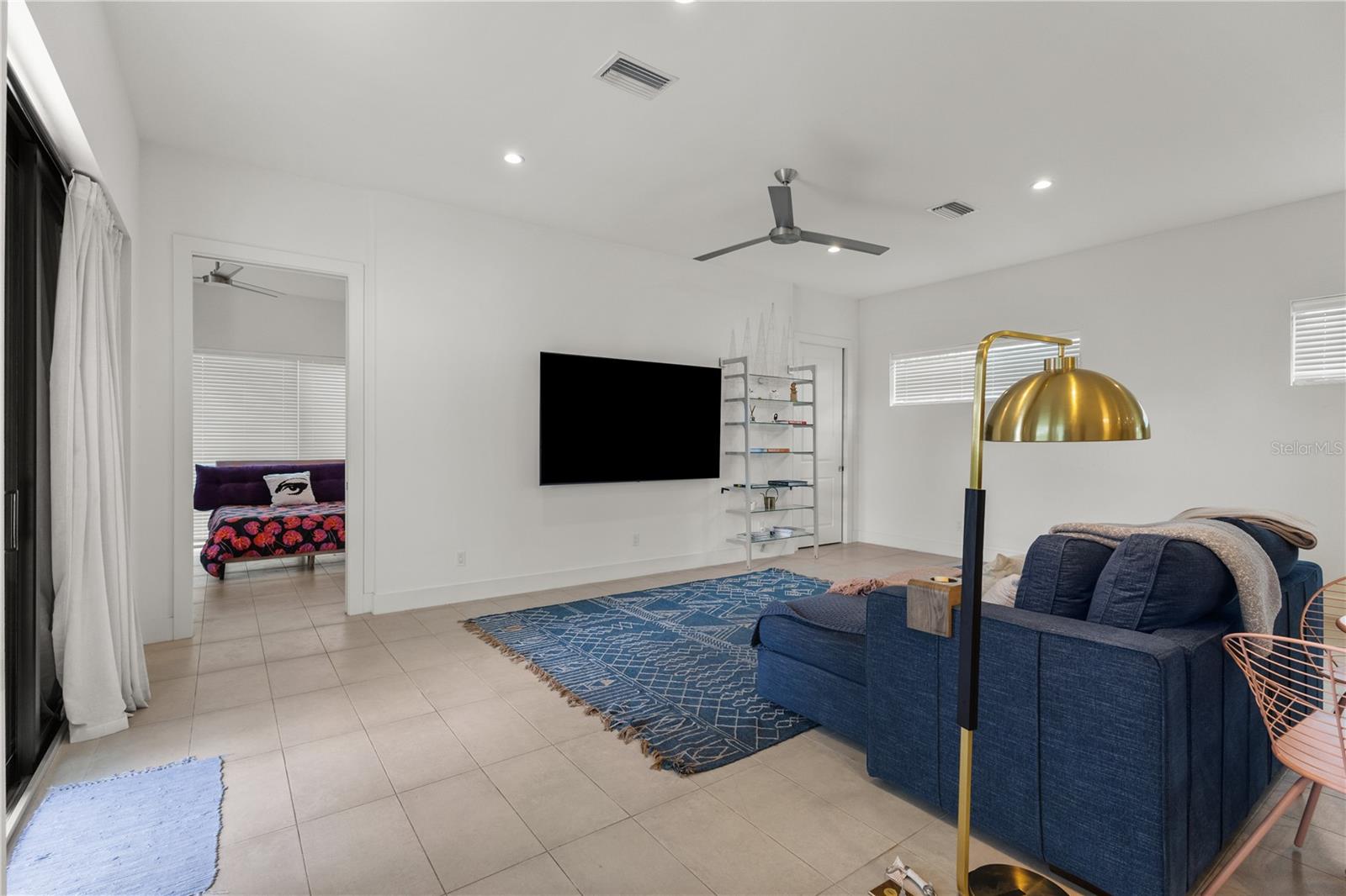 SCHINDLER SUB - Residential