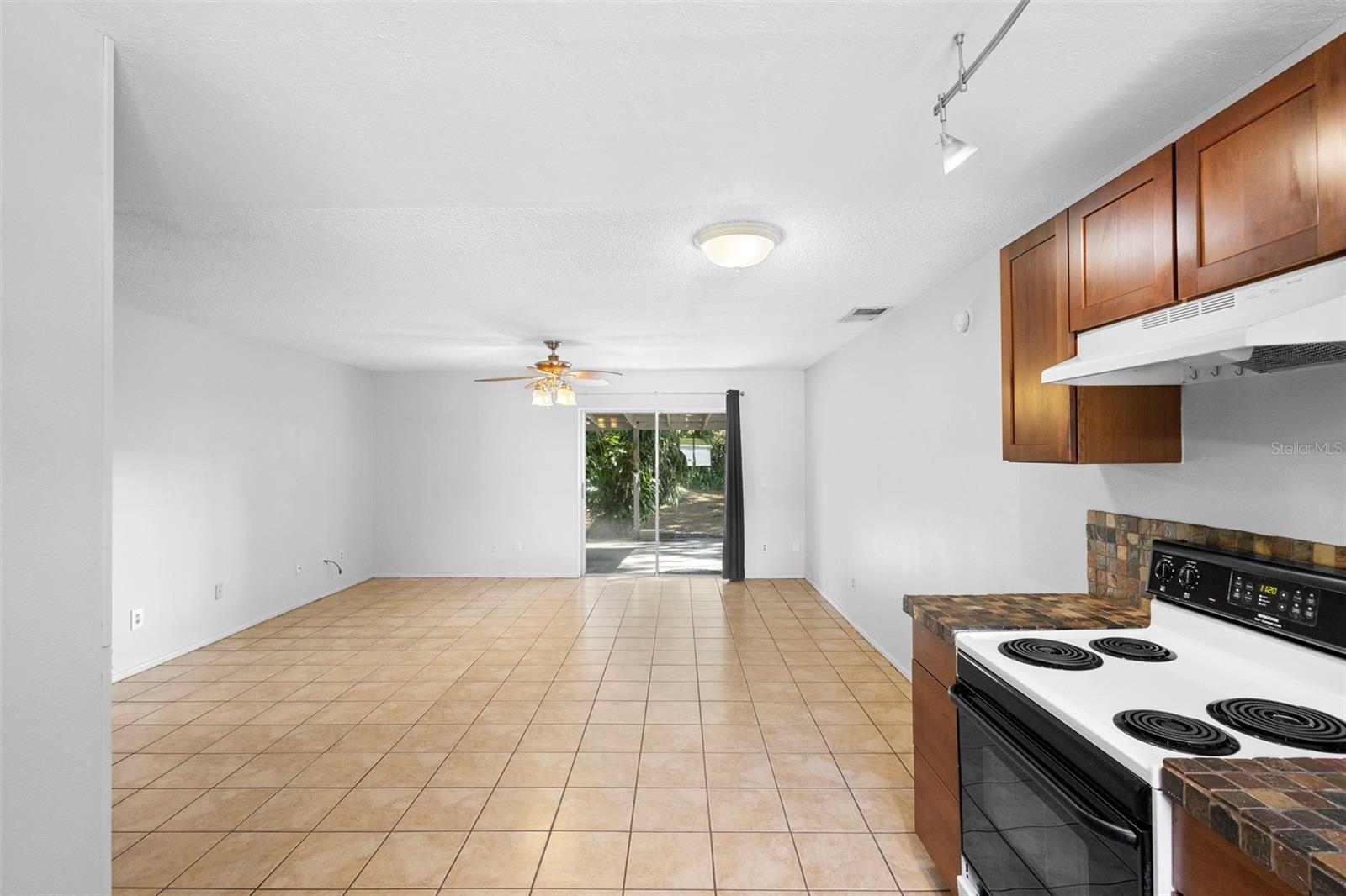 DELTONA LAKES UNIT 40 - Residential