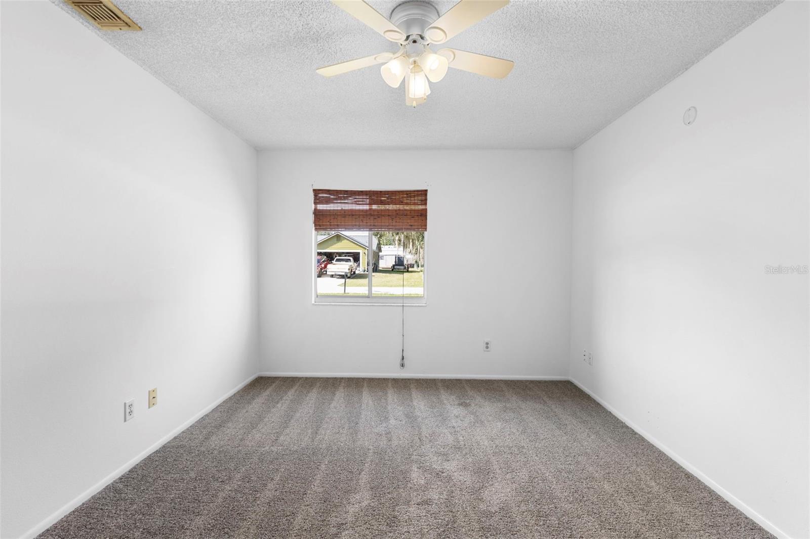 DELTONA LAKES UNIT 40 - Residential