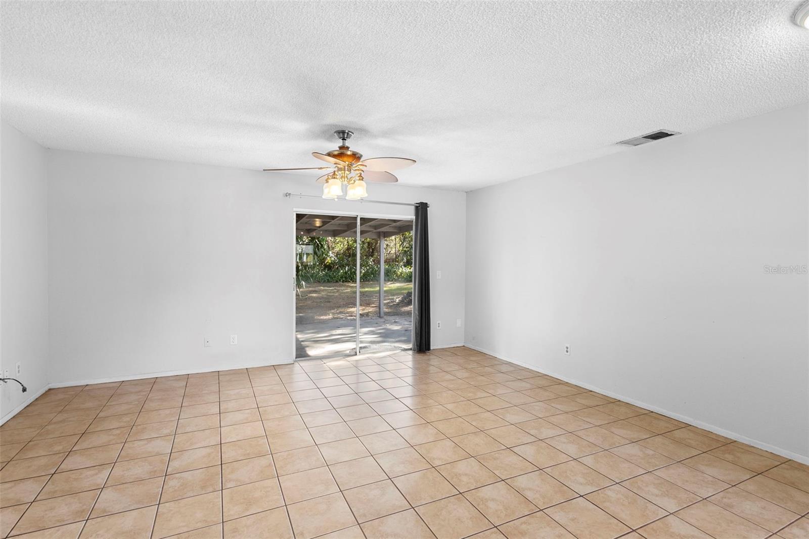DELTONA LAKES UNIT 40 - Residential