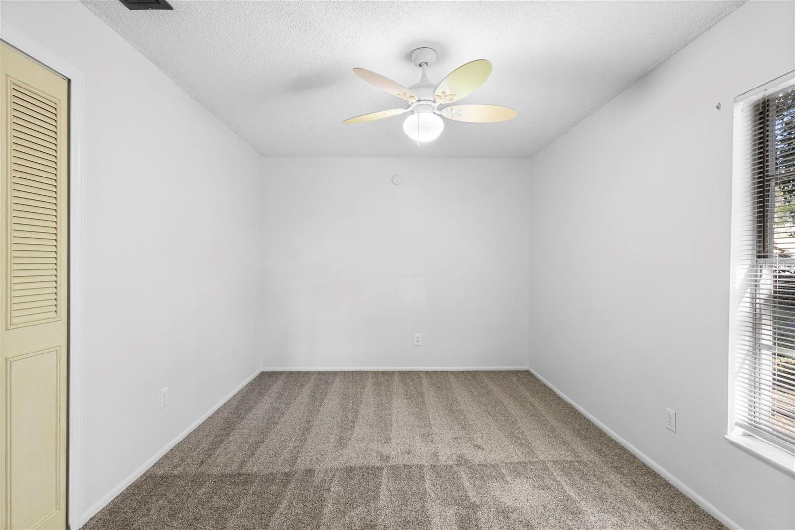 DELTONA LAKES UNIT 40 - Residential