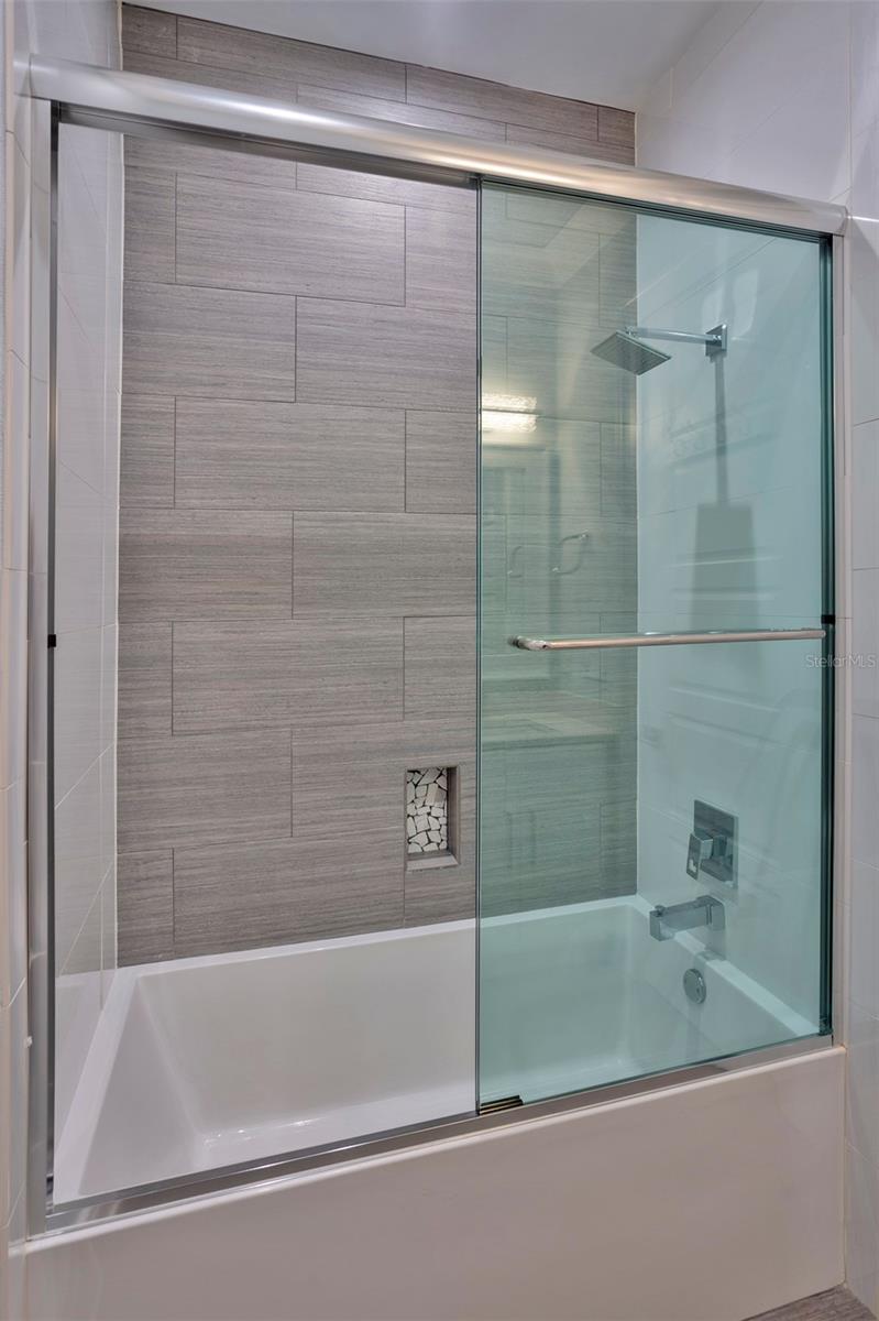 BRIGHTWATER BLUE TOWNHOMES - Residential