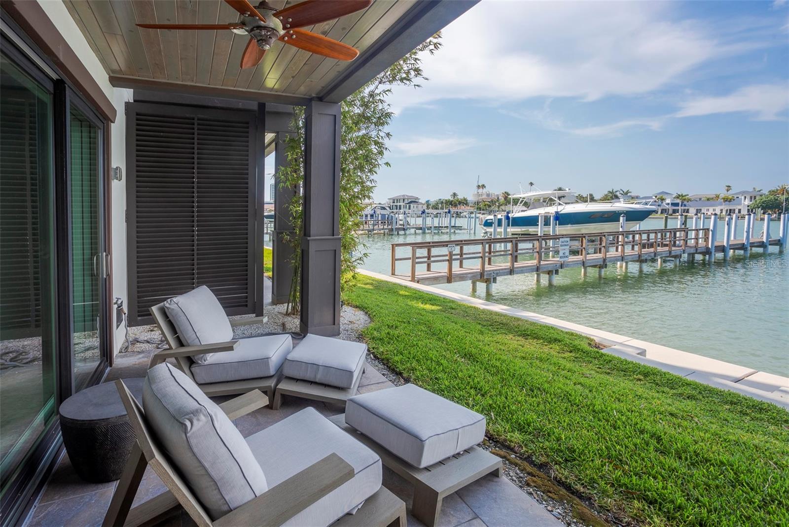 BRIGHTWATER BLUE TOWNHOMES - Residential