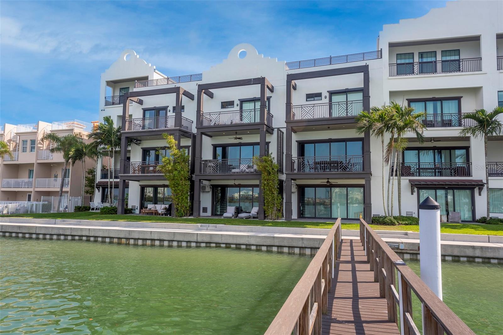 BRIGHTWATER BLUE TOWNHOMES - Residential