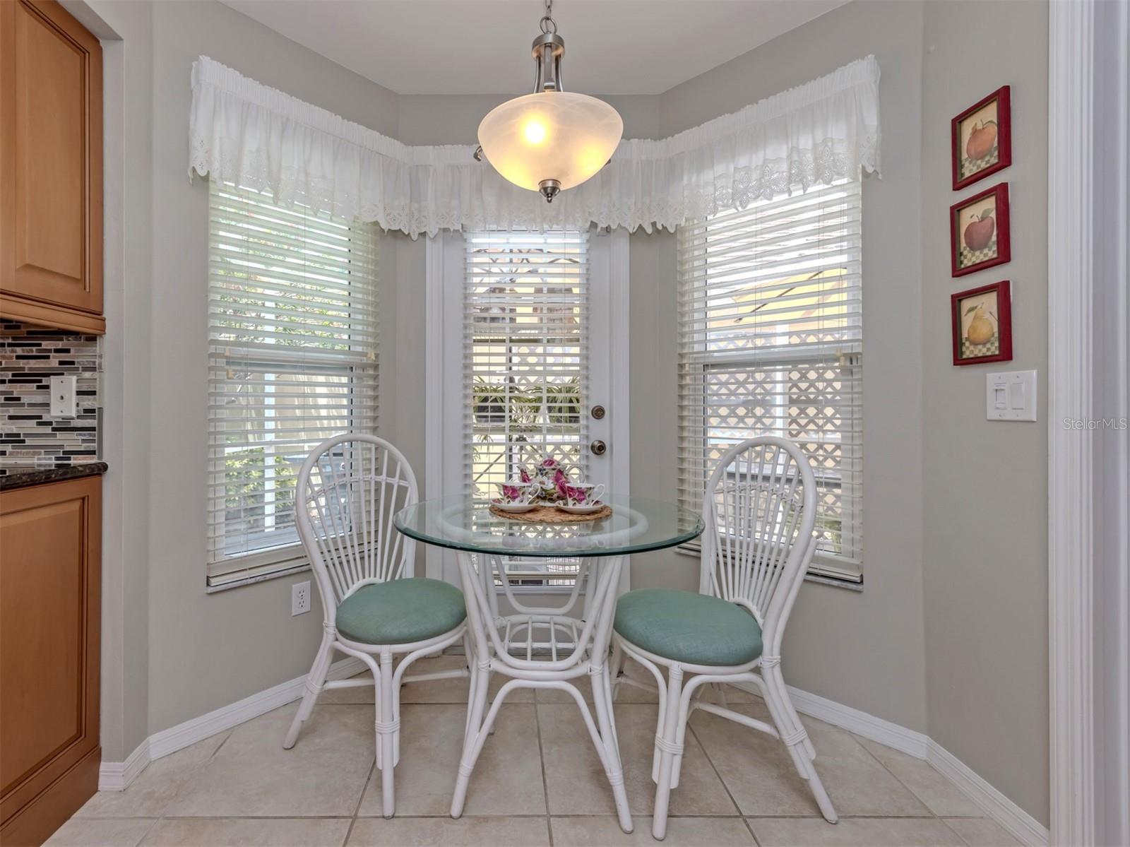 CLUBSIDE VILLAS AT THE PLANTATION - Residential