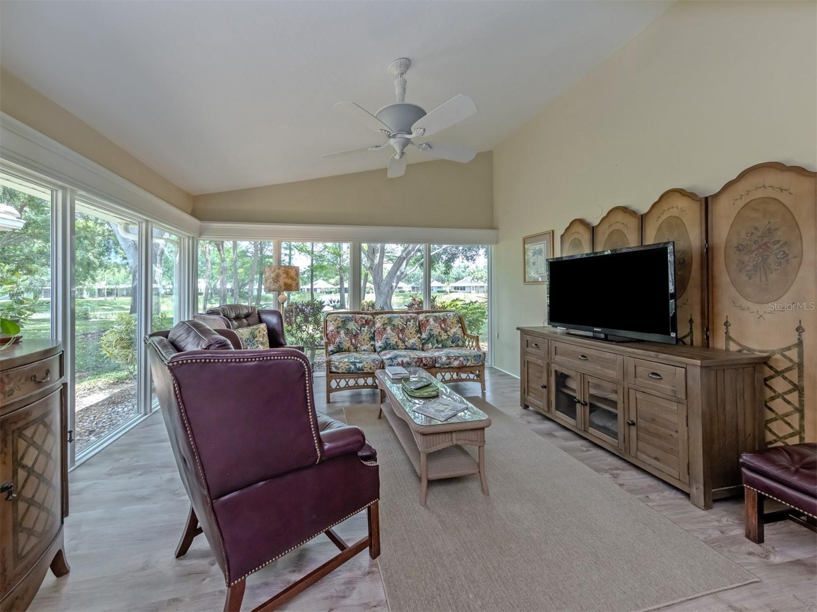 CLUBSIDE VILLAS AT THE PLANTATION - Residential