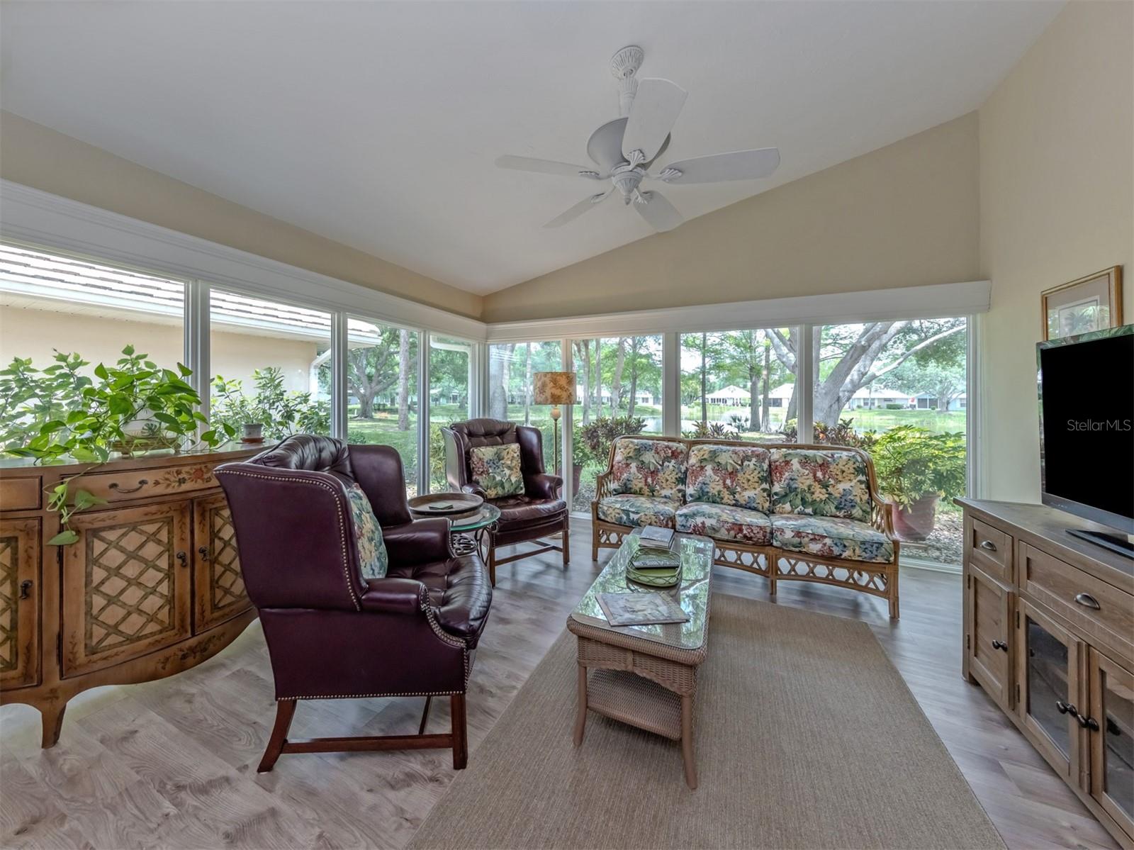 CLUBSIDE VILLAS AT THE PLANTATION - Residential