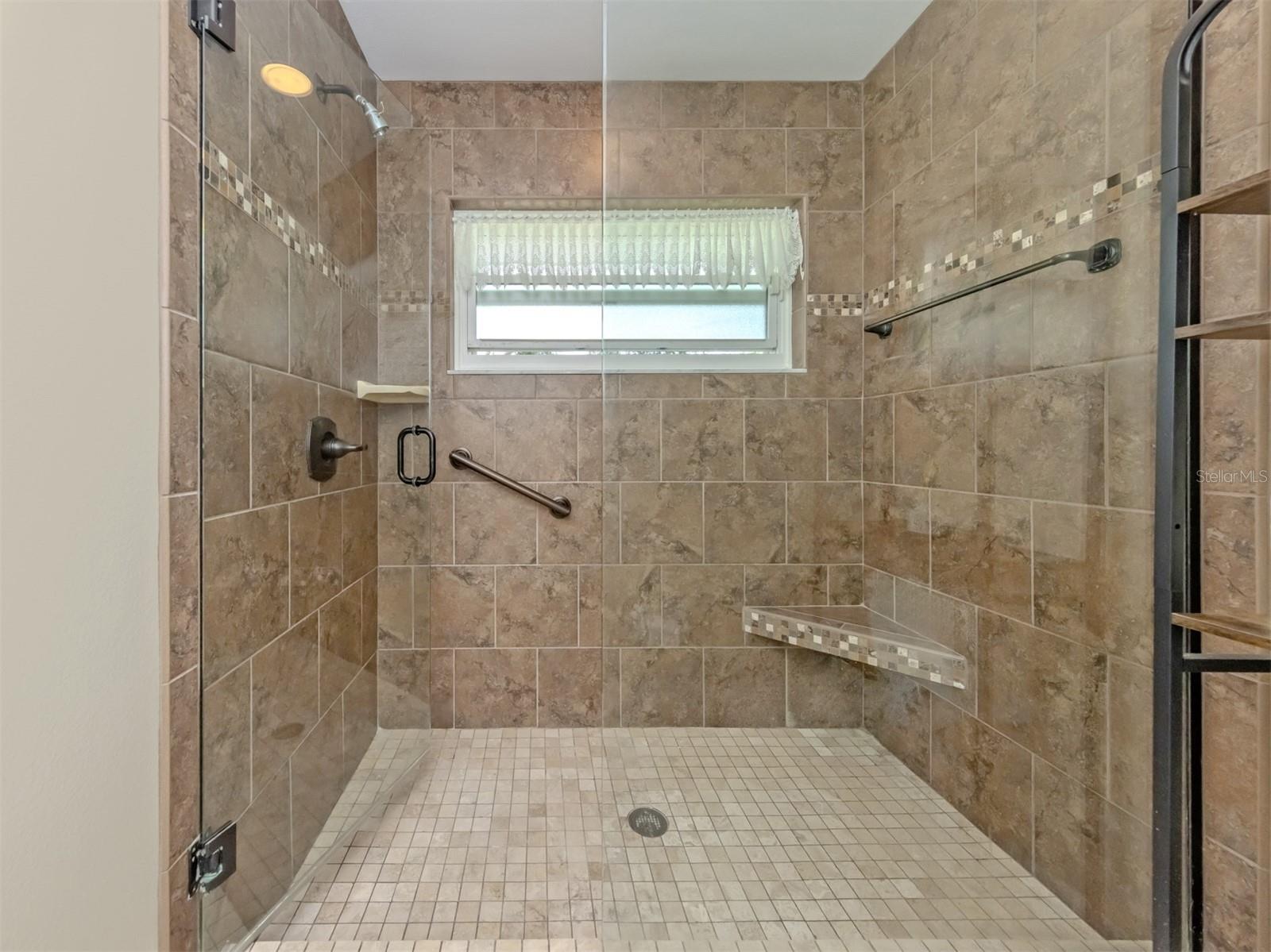CLUBSIDE VILLAS AT THE PLANTATION - Residential