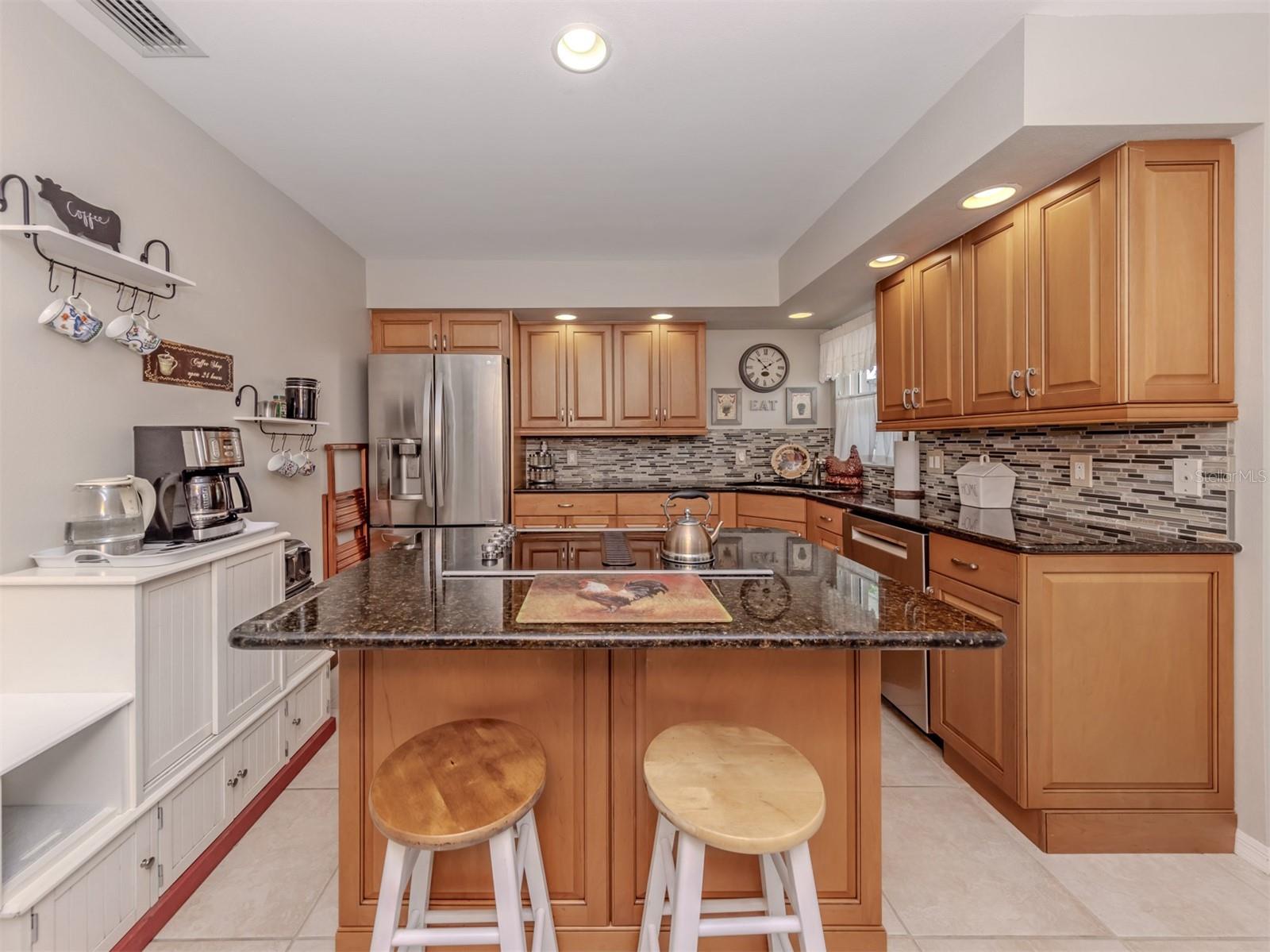 CLUBSIDE VILLAS AT THE PLANTATION - Residential