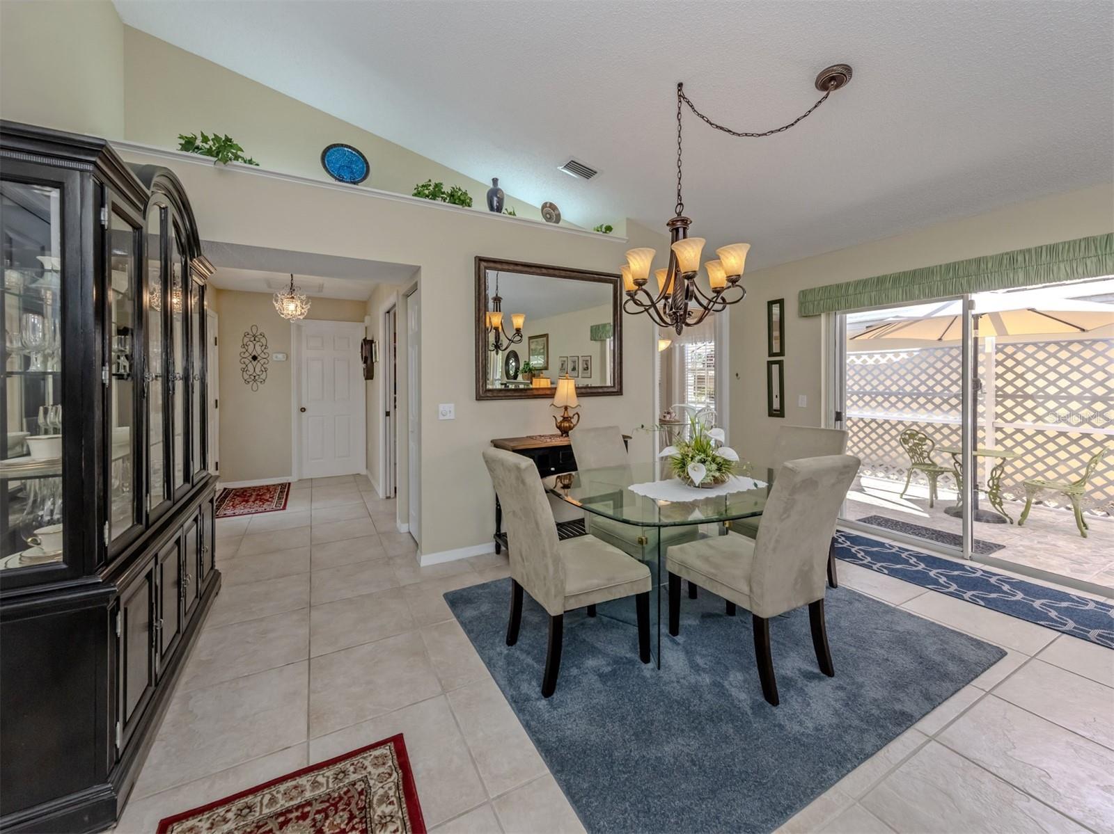 CLUBSIDE VILLAS AT THE PLANTATION - Residential