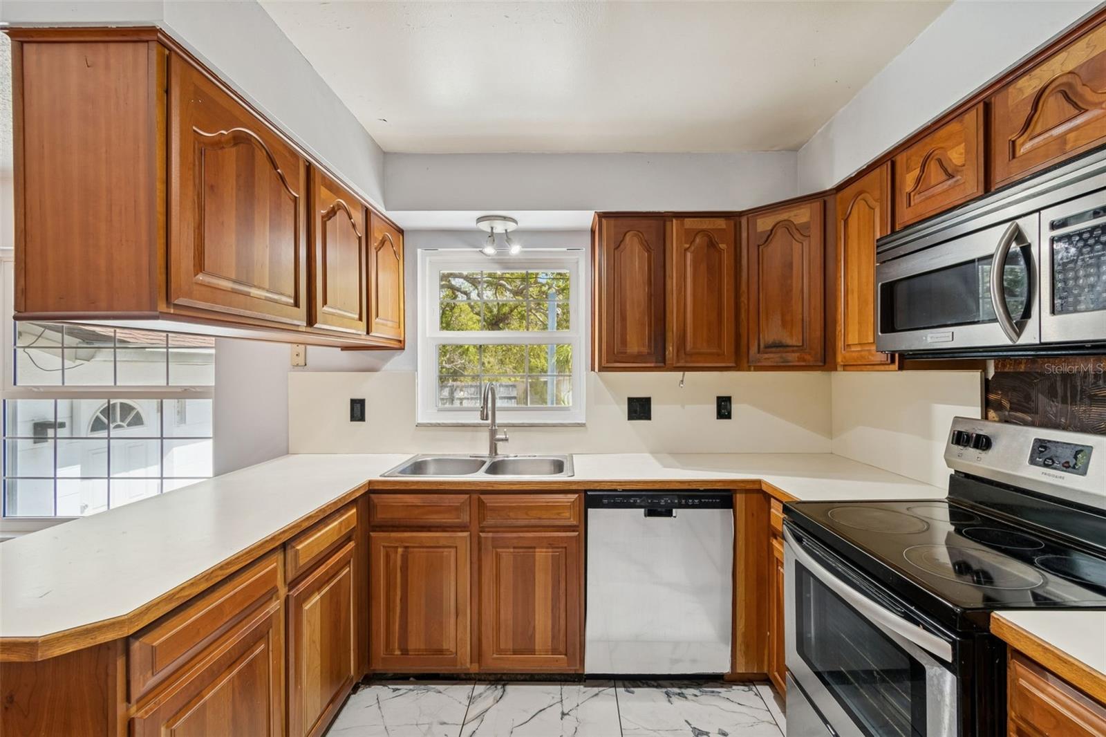 GOLF COURSE & JUNGLE SUB REV MAP PT REP - Residential