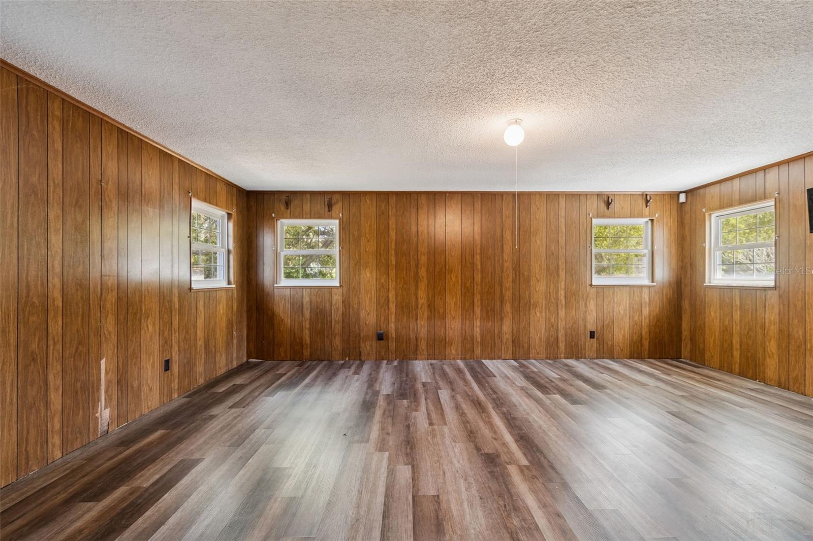 GOLF COURSE & JUNGLE SUB REV MAP PT REP - Residential