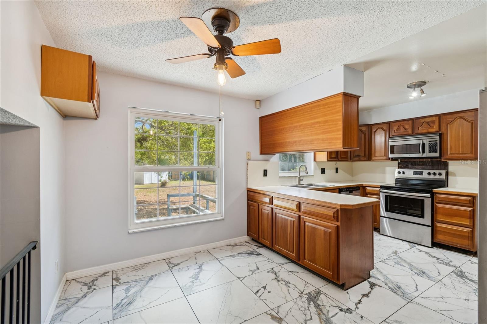 GOLF COURSE & JUNGLE SUB REV MAP PT REP - Residential