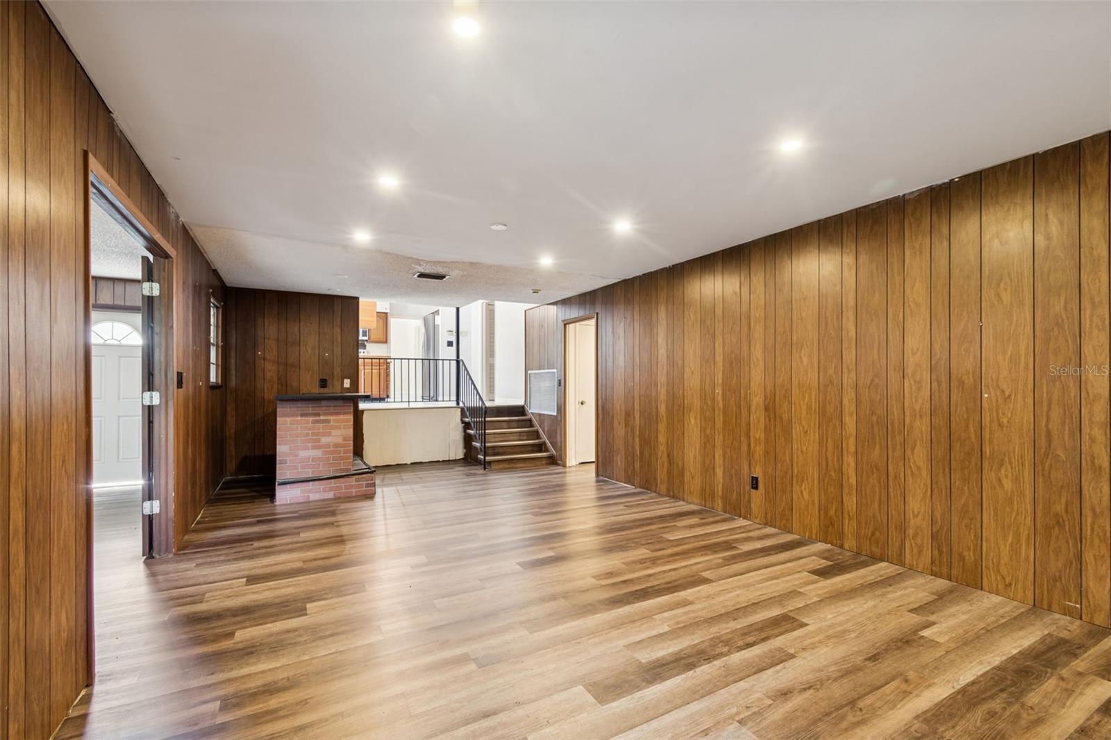 GOLF COURSE & JUNGLE SUB REV MAP PT REP - Residential