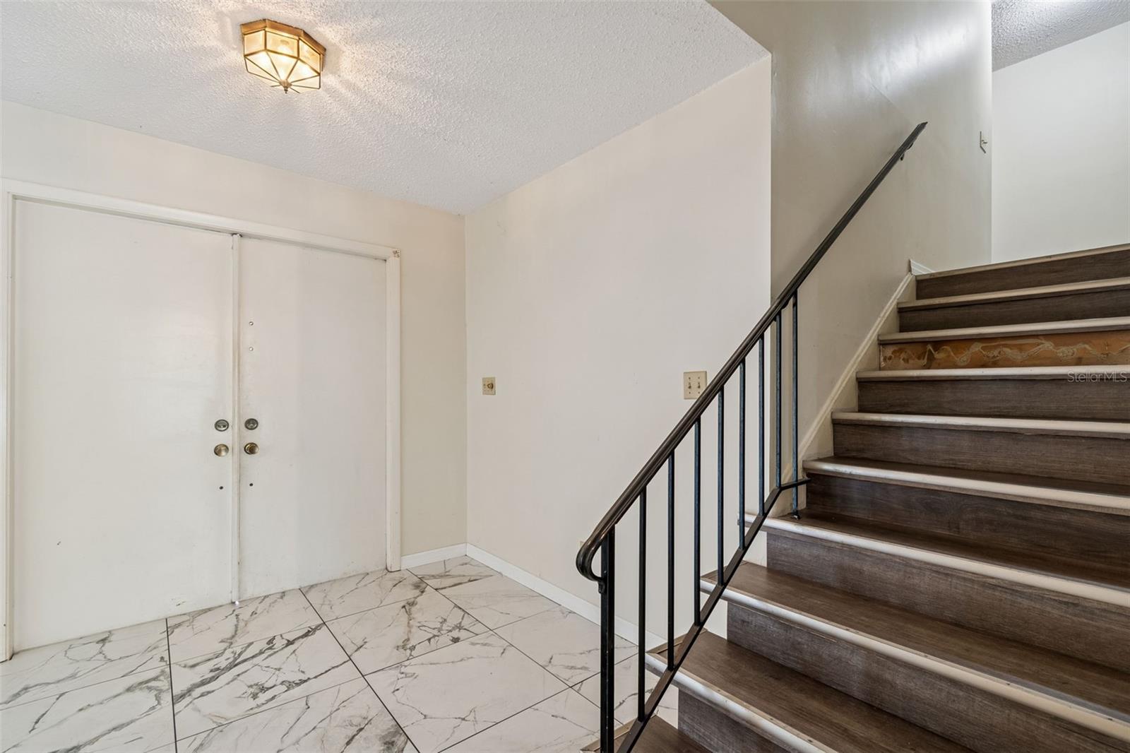 GOLF COURSE & JUNGLE SUB REV MAP PT REP - Residential