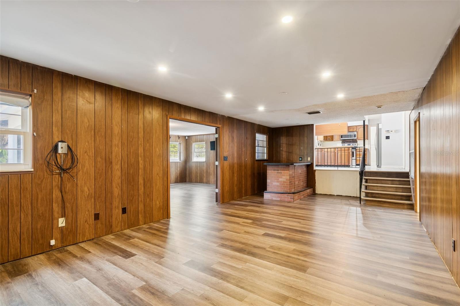 GOLF COURSE & JUNGLE SUB REV MAP PT REP - Residential