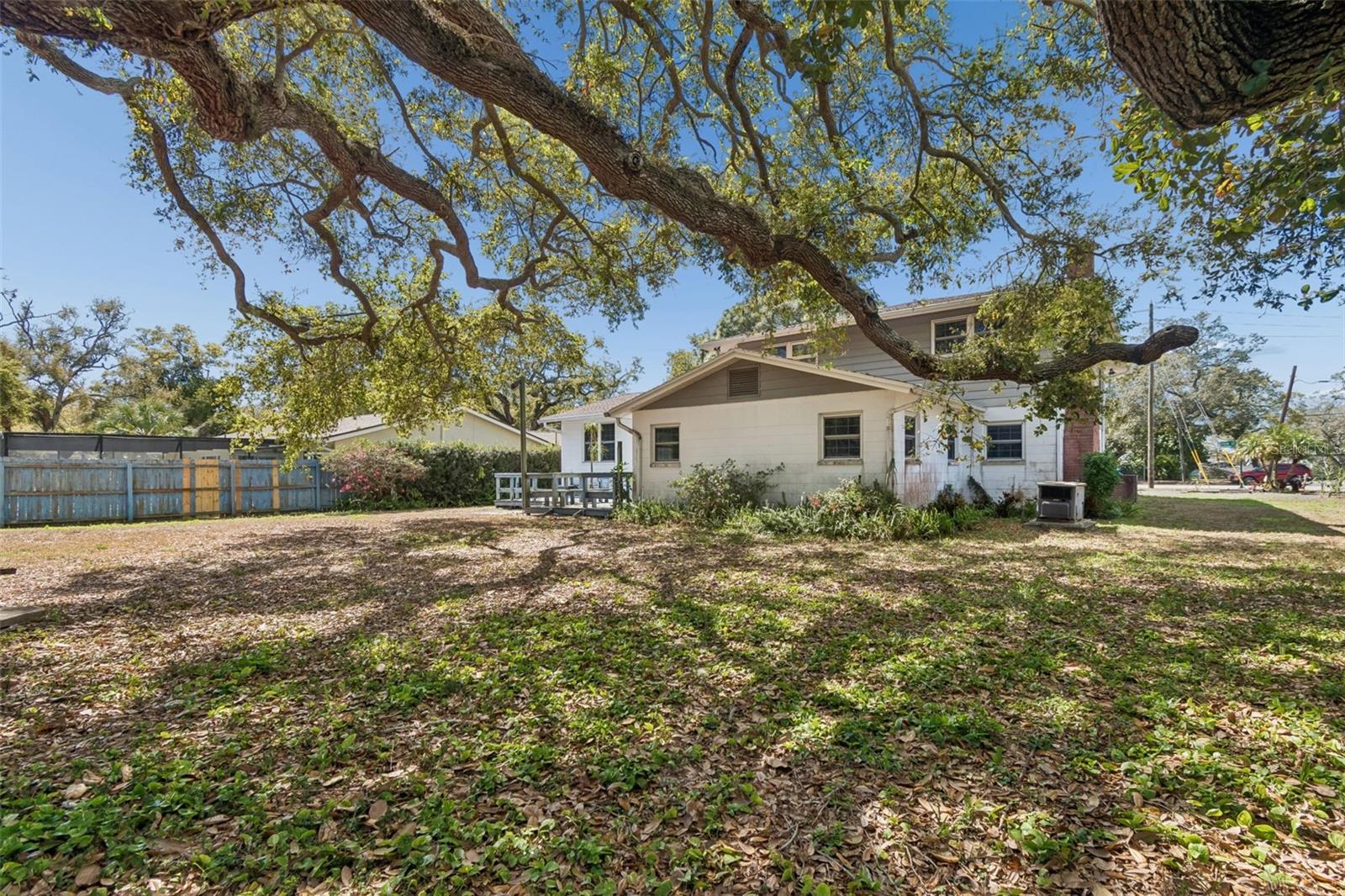 GOLF COURSE & JUNGLE SUB REV MAP PT REP - Residential