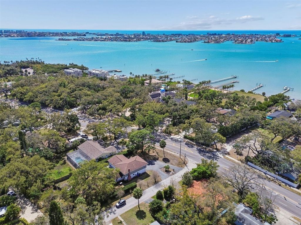 Photo of 2027 Park Street N, St Petersburg, FL 33710 (MLS # TB8485569)