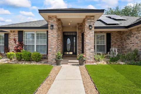 Photo of 49 Louisiana Drive, Palm Coast, FL 32137 (MLS # FC315011)