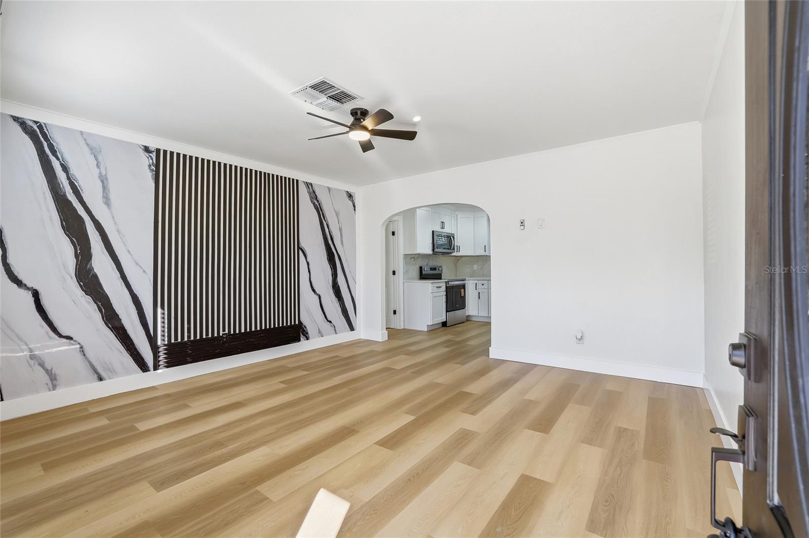 PALM HARBOR ESTATES - Residential Lease