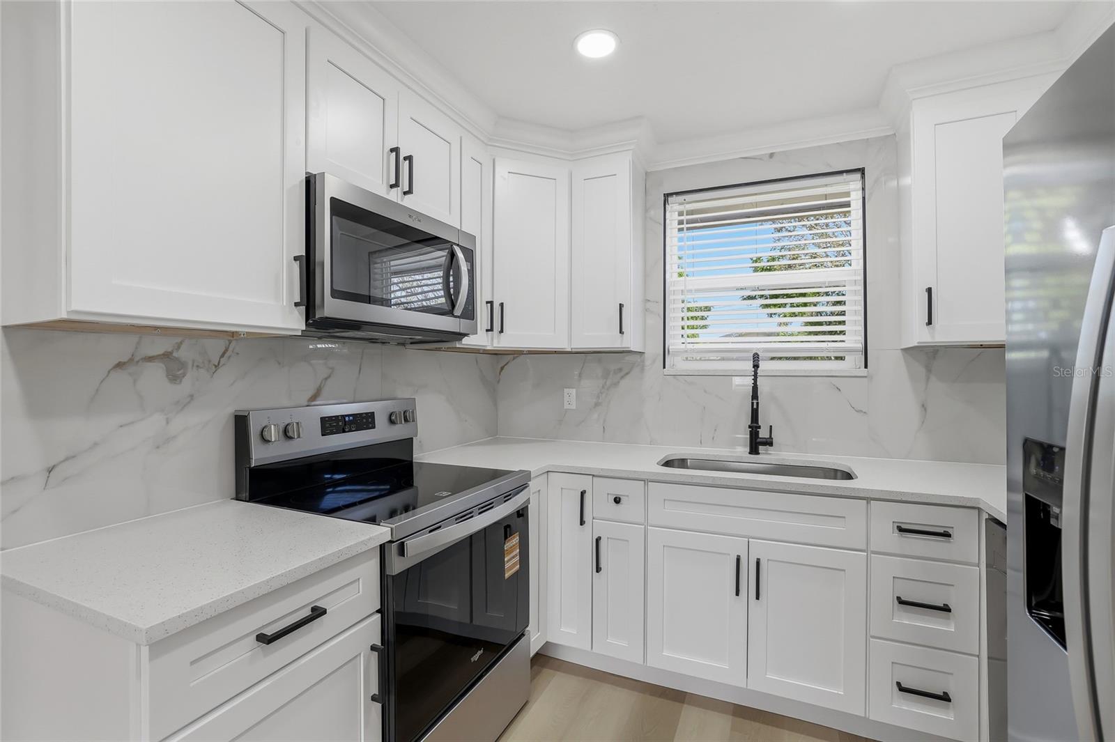 PALM HARBOR ESTATES - Residential Lease