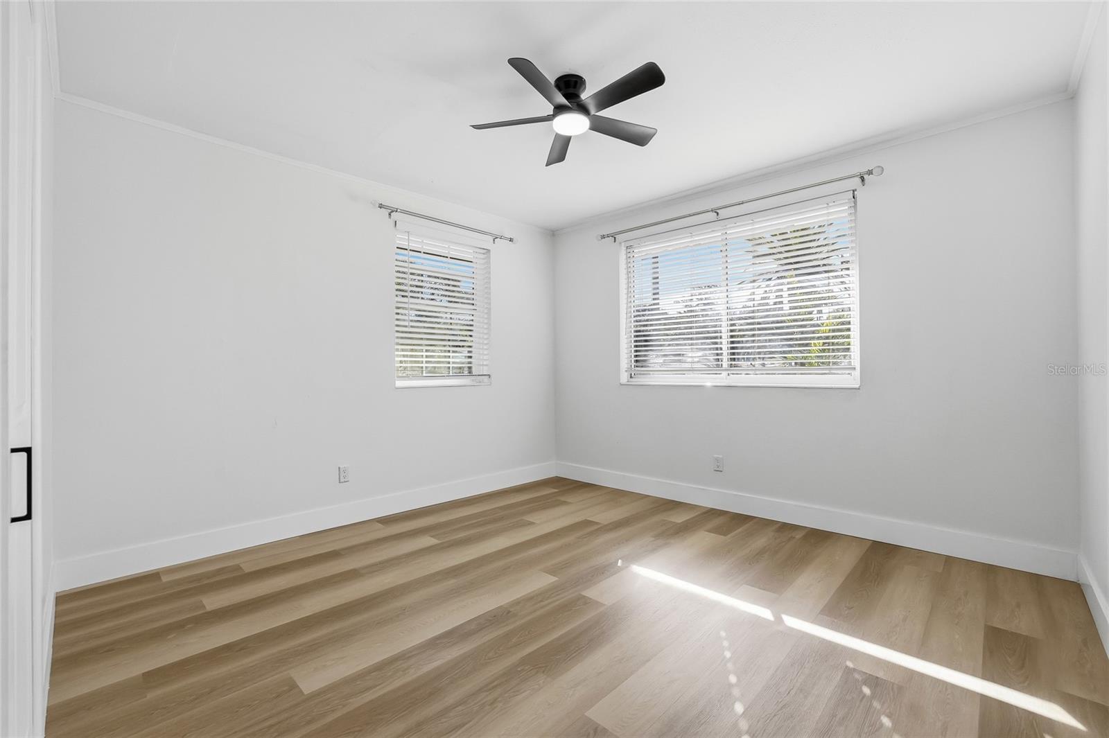 PALM HARBOR ESTATES - Residential Lease