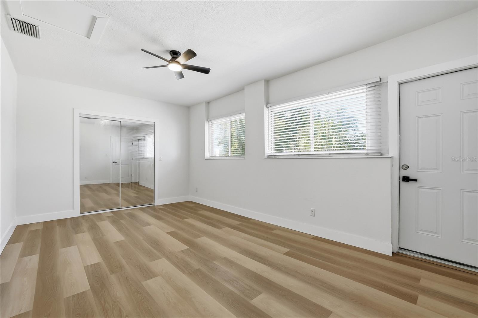 PALM HARBOR ESTATES - Residential Lease