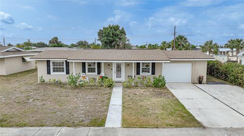 Single Family Residence in PORT CHARLOTTE FL 21705 EDGEWATER DRIVE 55.jpg