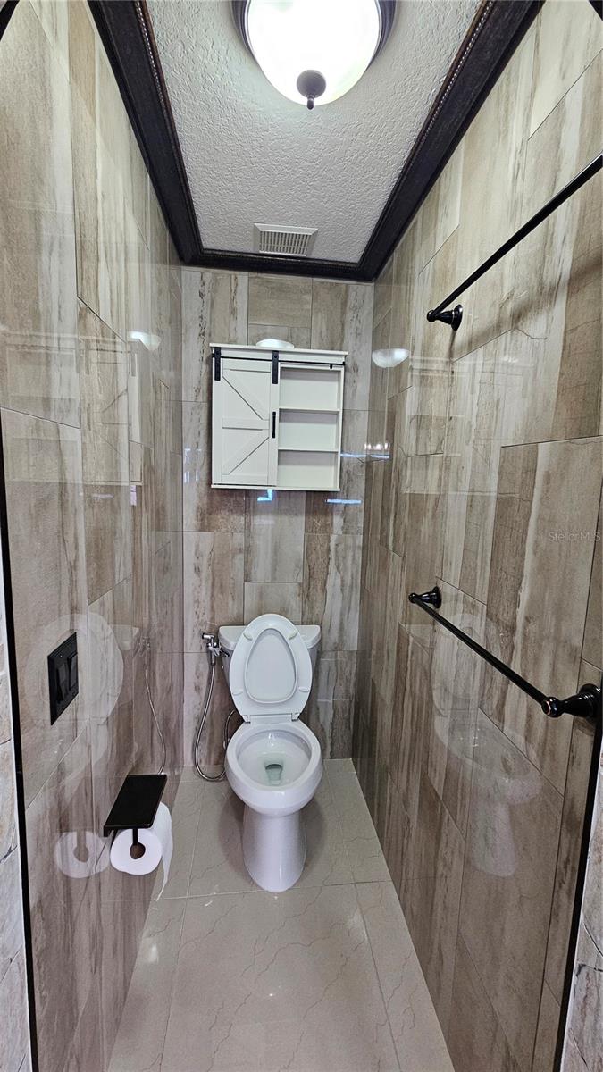 FAIRWAYS QUAIL HOLLOW - Residential