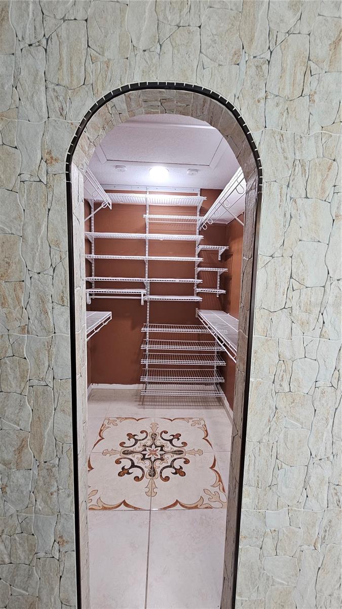 FAIRWAYS QUAIL HOLLOW - Residential