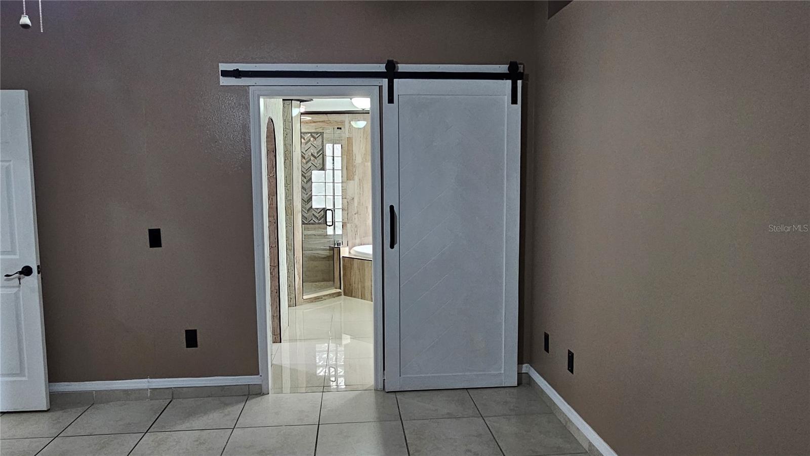 FAIRWAYS QUAIL HOLLOW - Residential