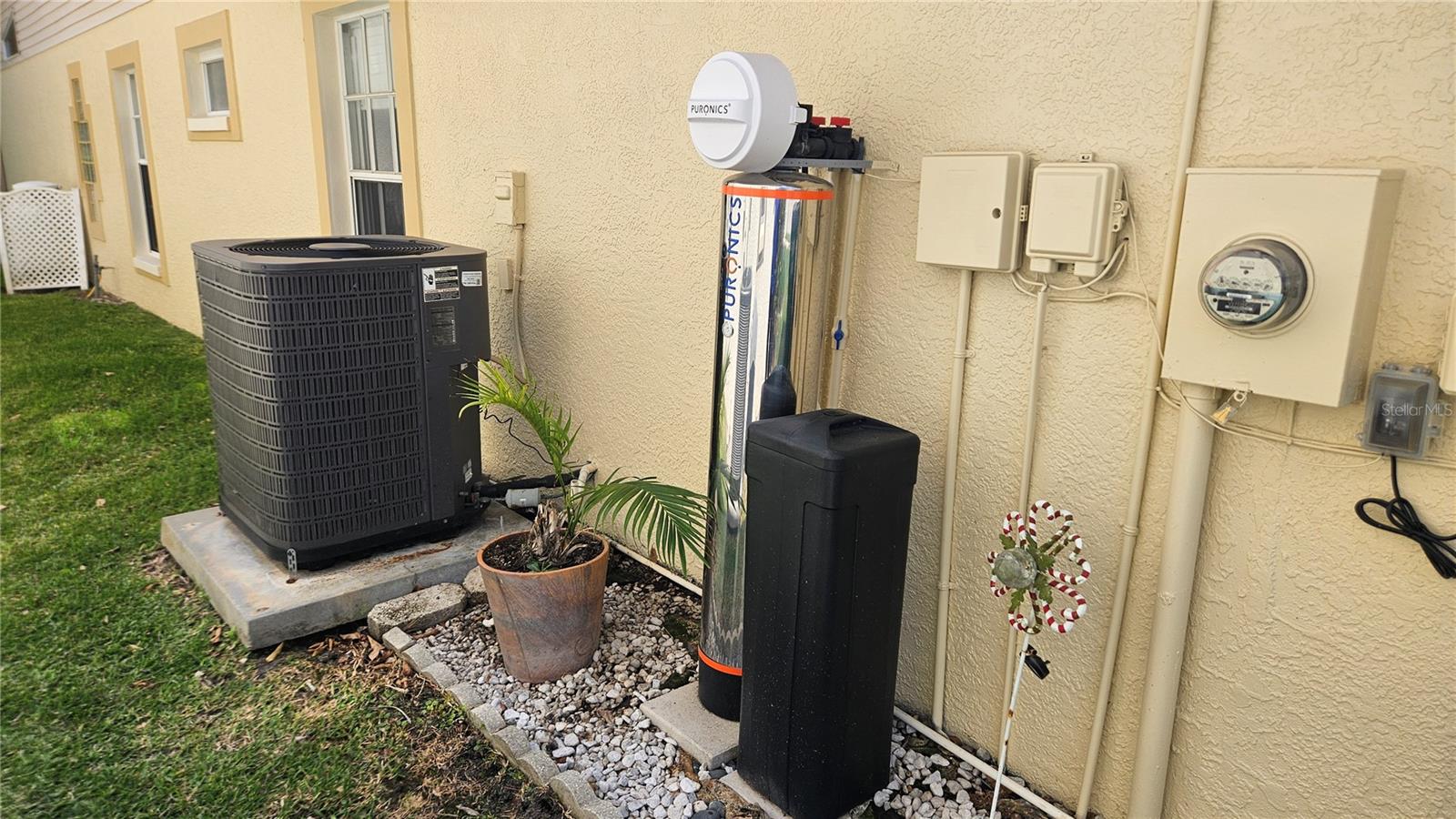 FAIRWAYS QUAIL HOLLOW - Residential