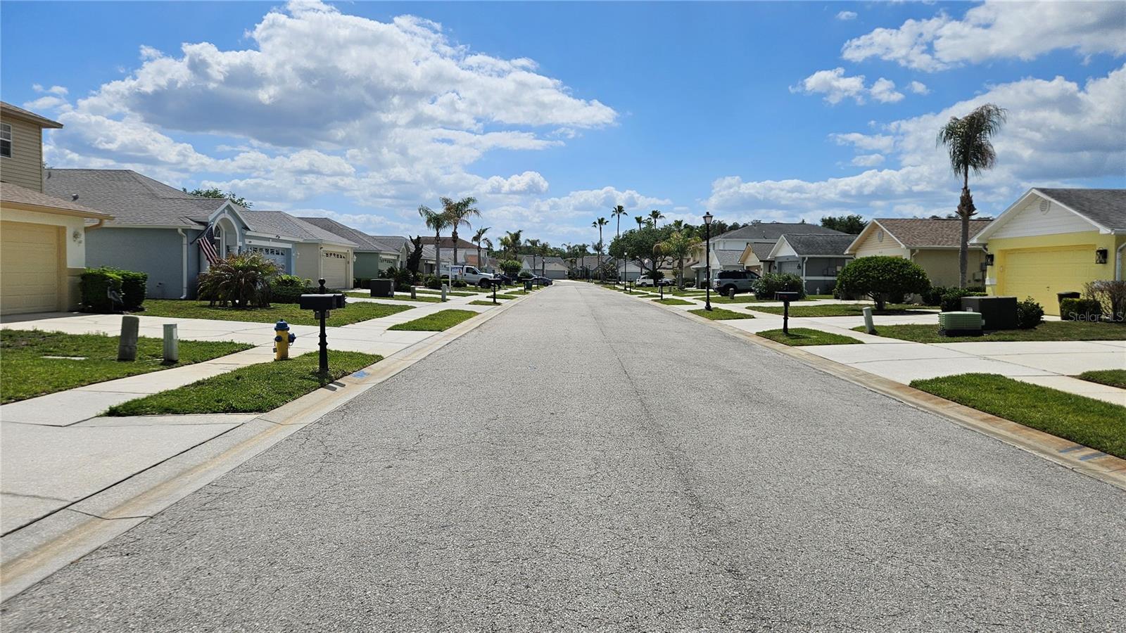 FAIRWAYS QUAIL HOLLOW - Residential