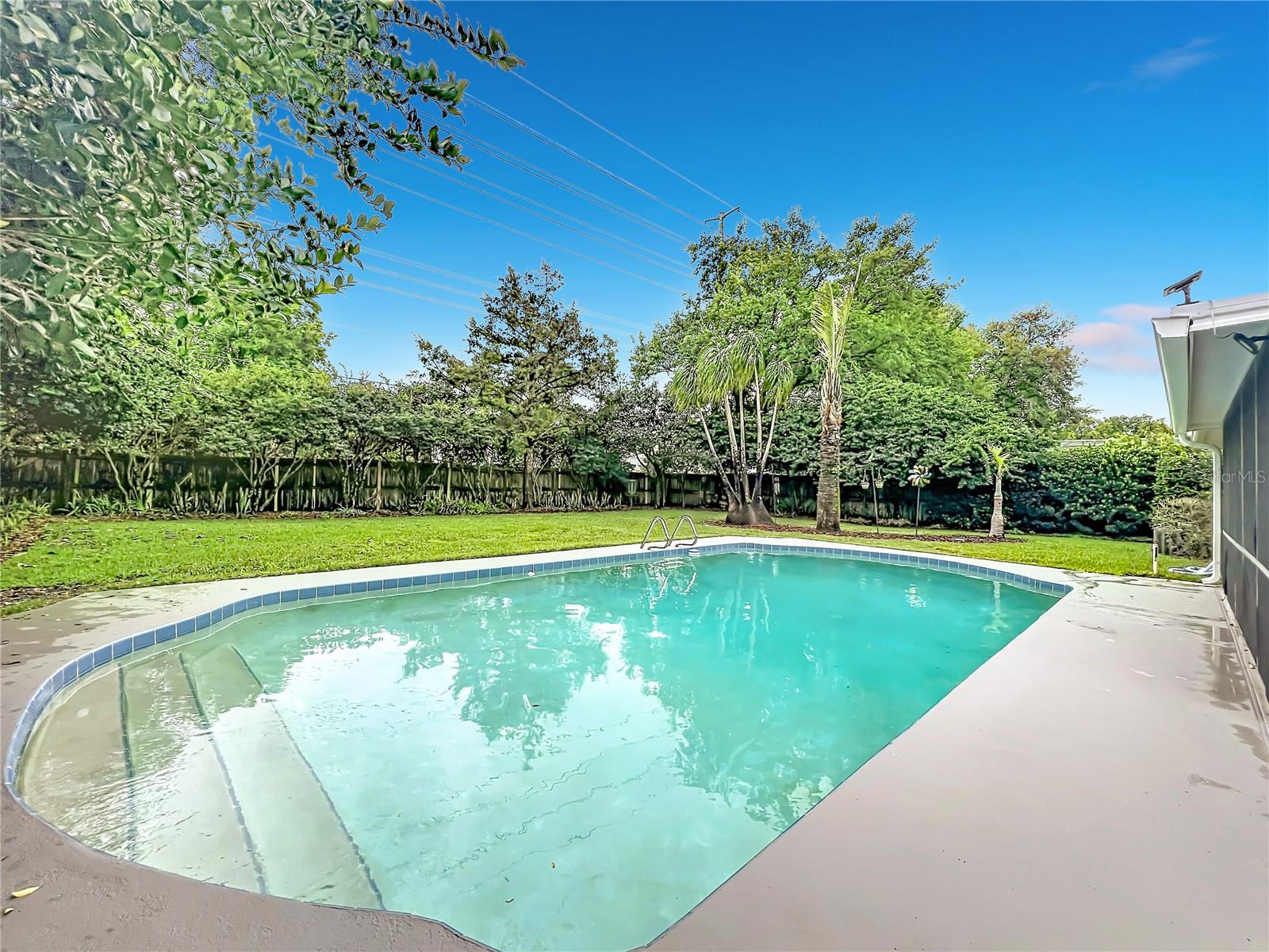 DOVER ESTATES THIRD ADD - Residential