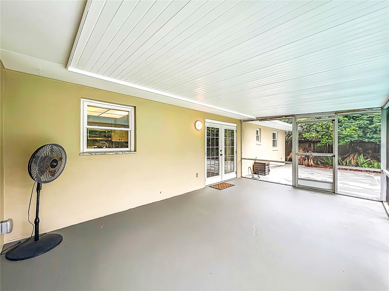 DOVER ESTATES THIRD ADD - Residential