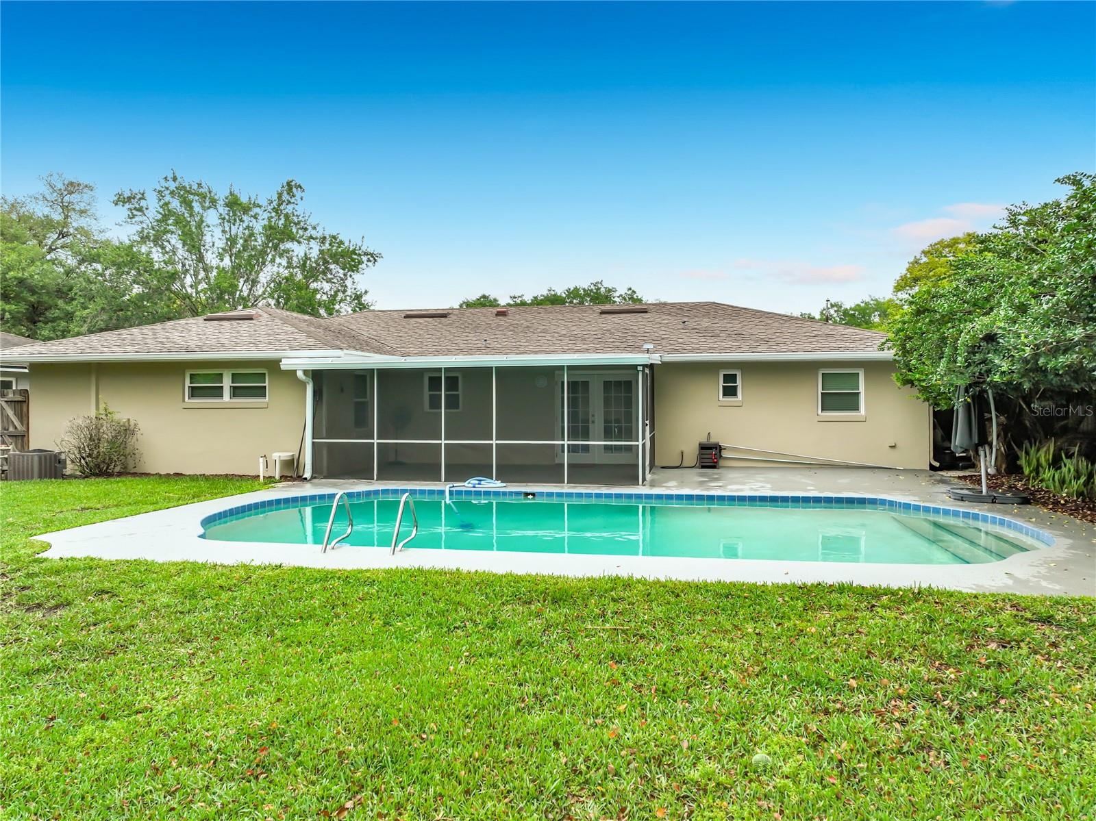 DOVER ESTATES THIRD ADD - Residential