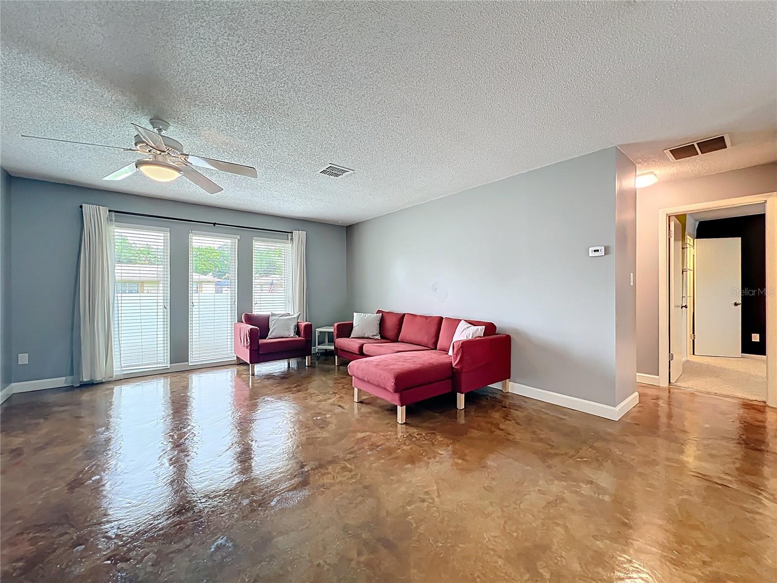 DOVER ESTATES THIRD ADD - Residential