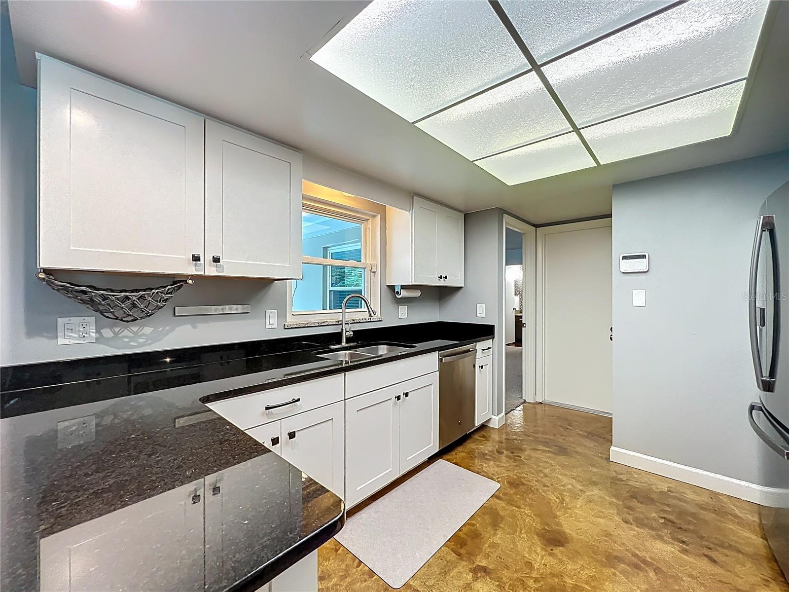 DOVER ESTATES THIRD ADD - Residential