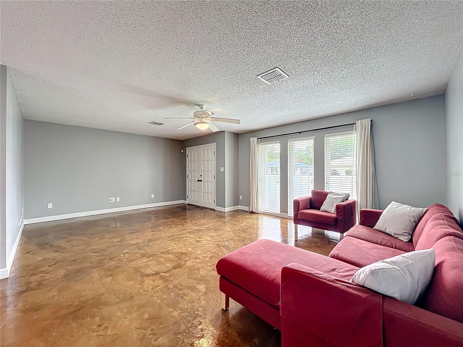 DOVER ESTATES THIRD ADD - Residential