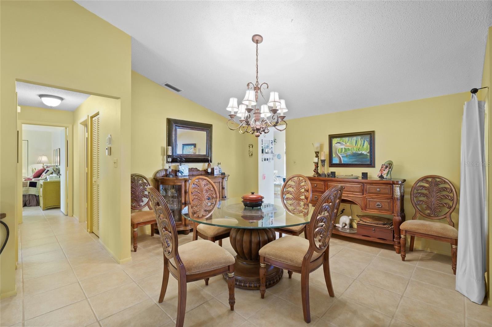 4109 CARRIAGE DRIVE 23