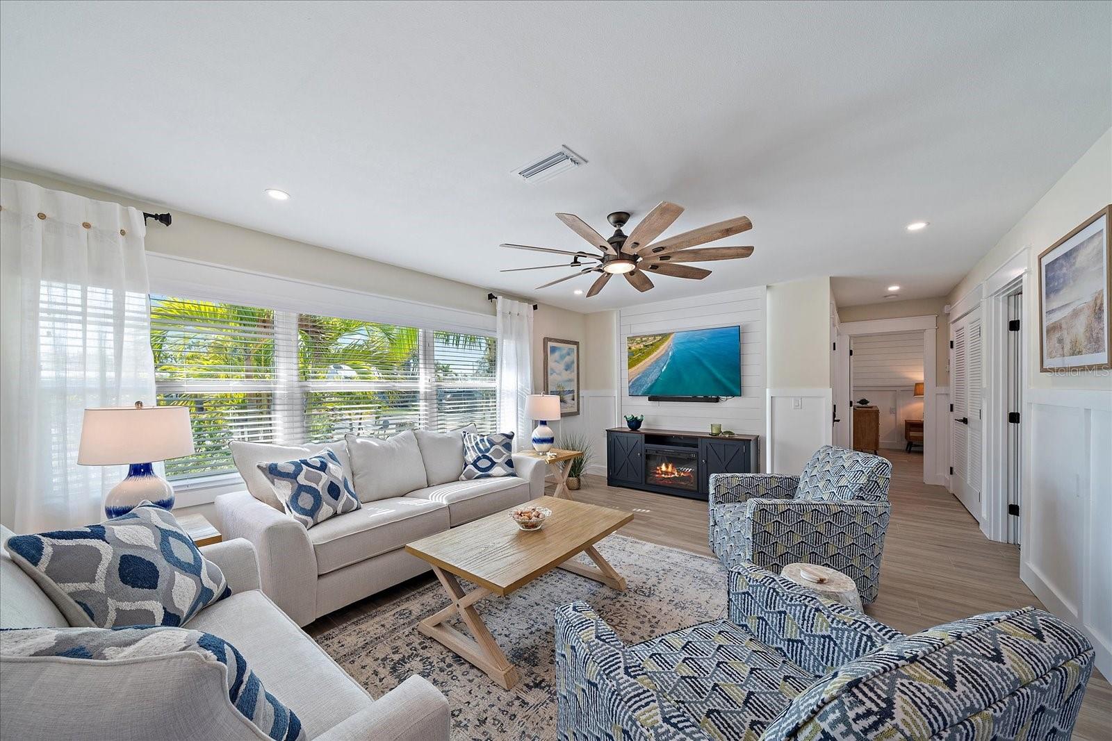 504 BAYVIEW DRIVE