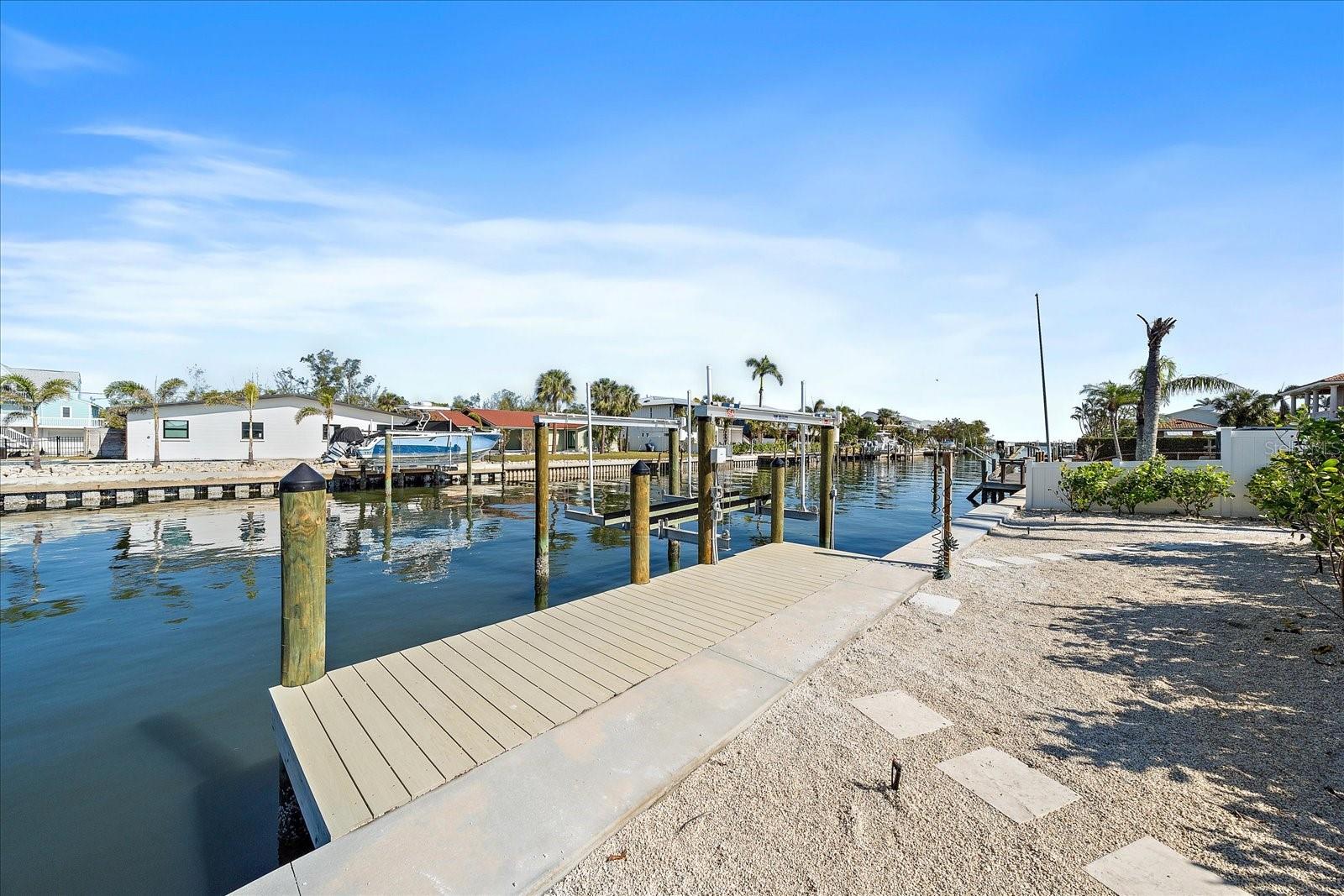 504 BAYVIEW DRIVE