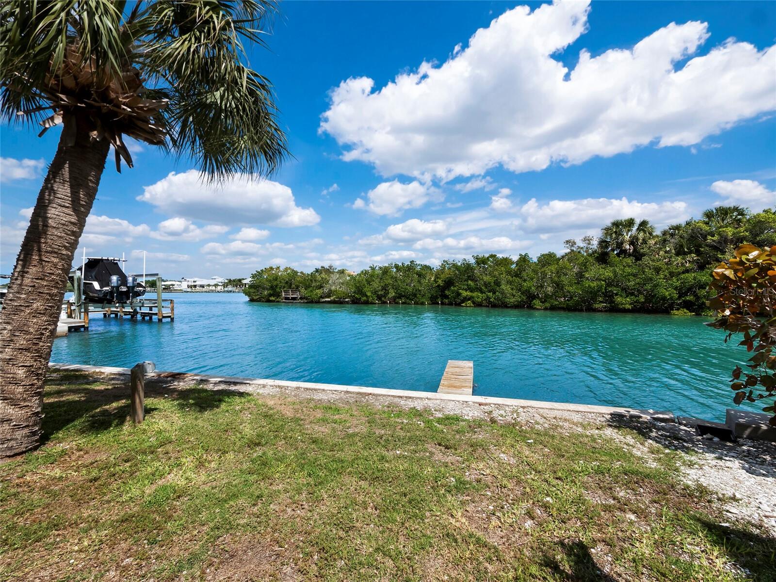 CASEY KEY - Residential