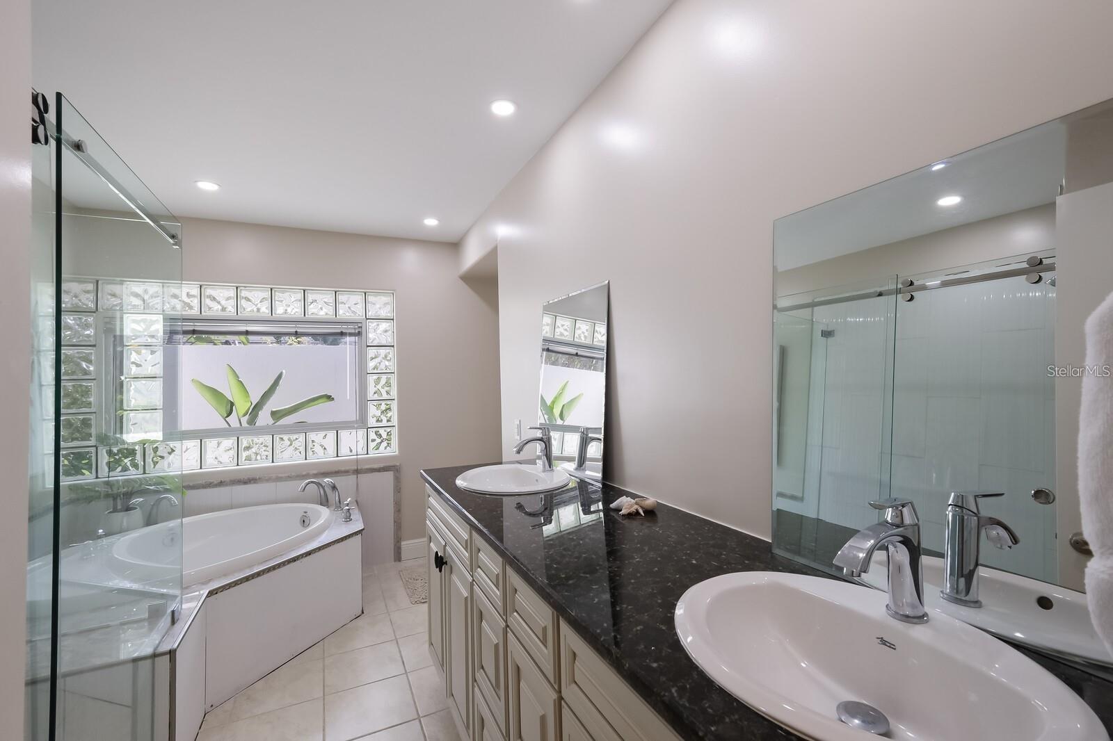 BIRD KEY SUB - Residential Lease