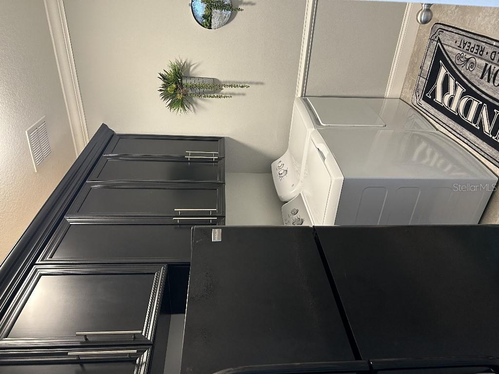 VICTORIA PARK INC 04 - Residential